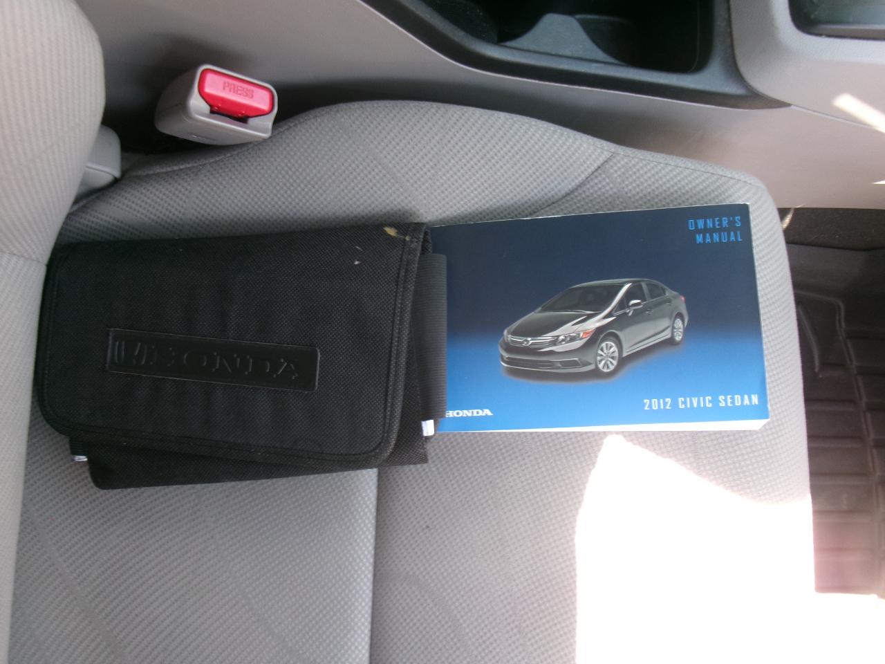 Honda Civic LX Sedan AT 2012