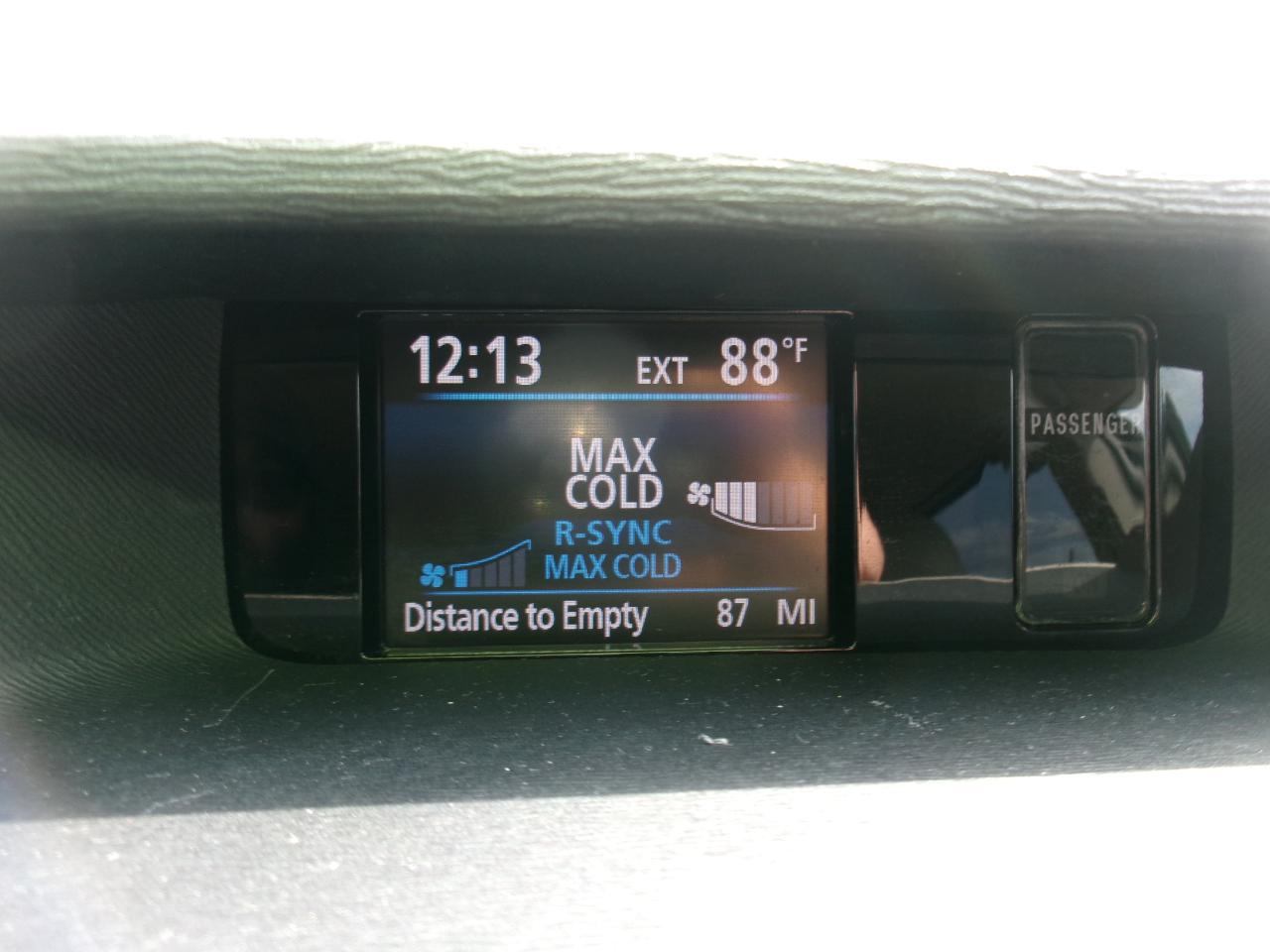 Toyota Sienna XLE 7-Passenger 2011