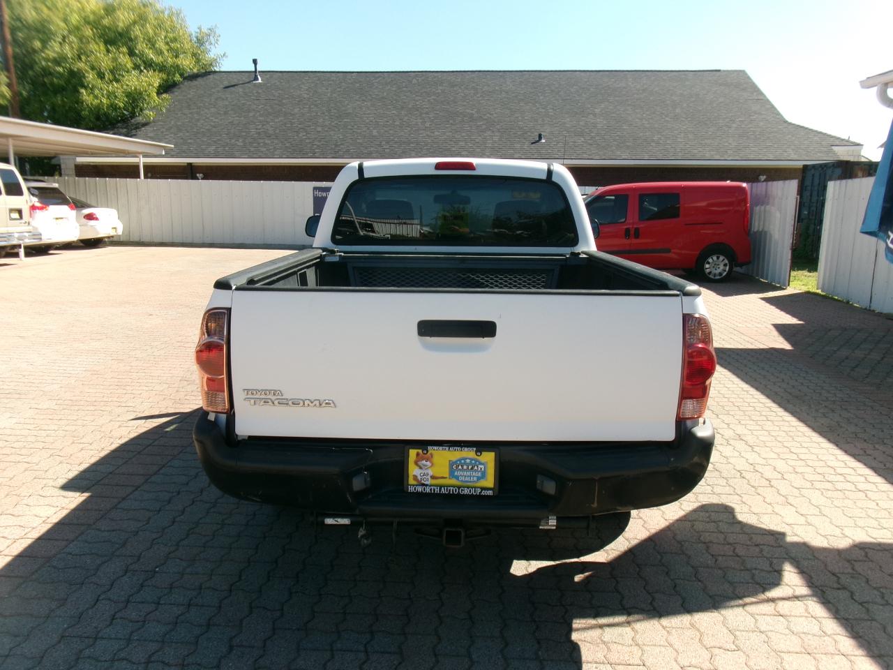 Toyota Tacoma Regular Cab 2WD 2006