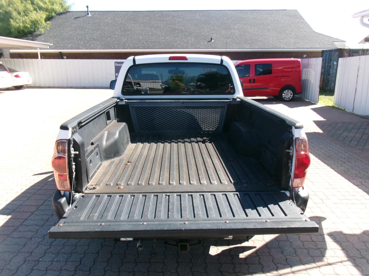Toyota Tacoma Regular Cab 2WD 2006