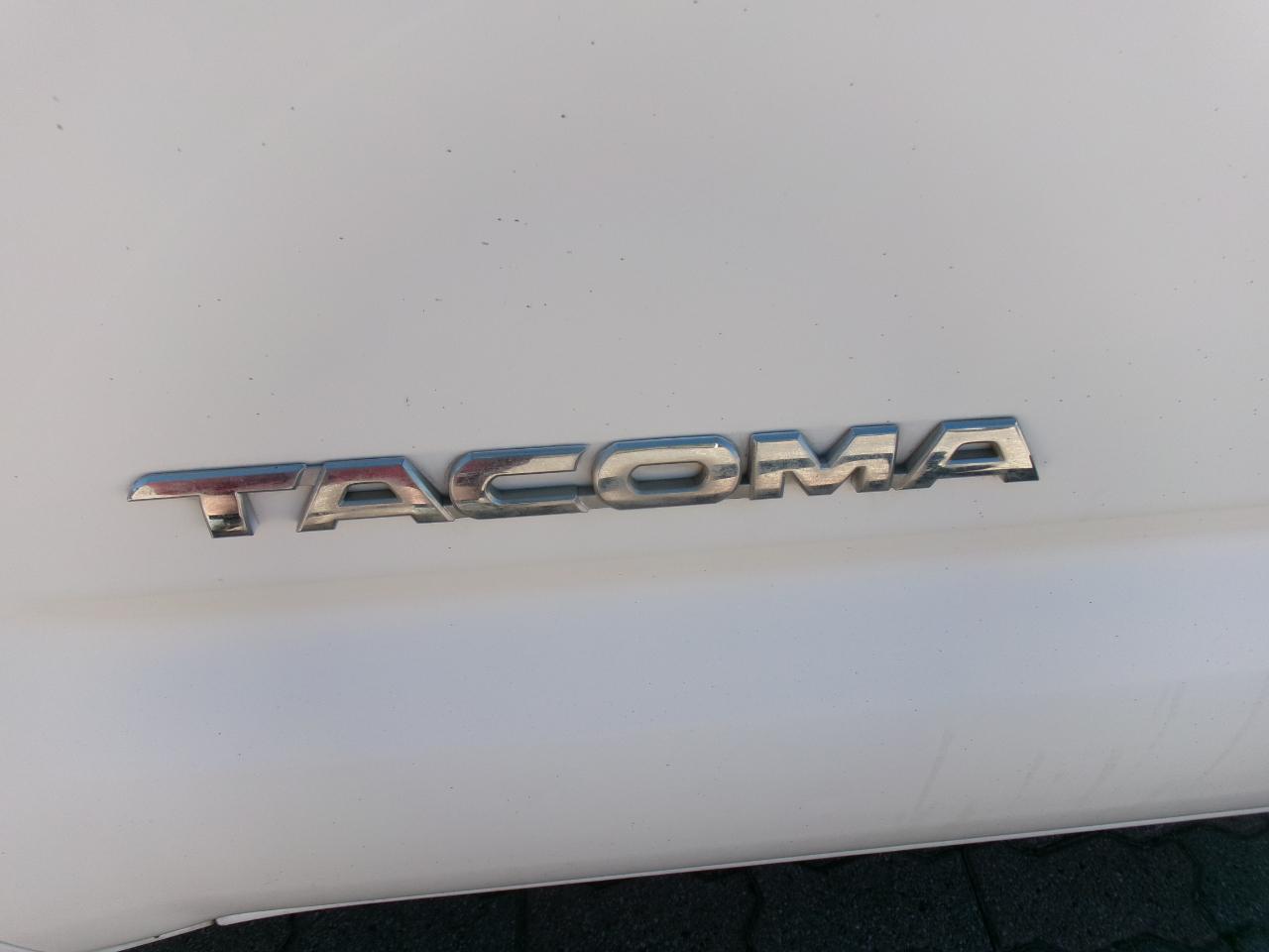 Toyota Tacoma Regular Cab 2WD 2006