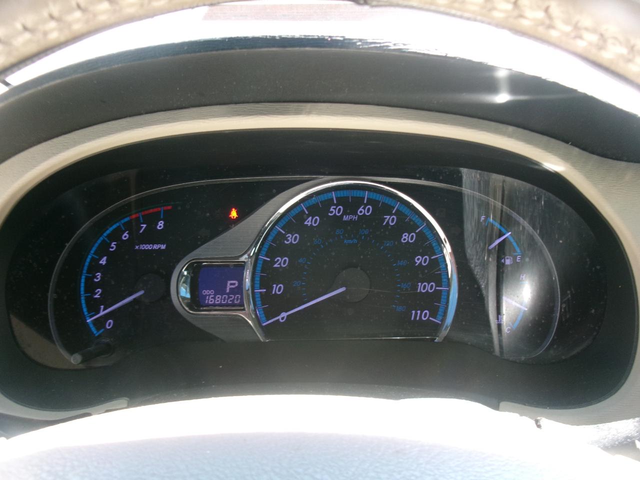 Toyota Sienna XLE FWD 8-Passenger V6 2012