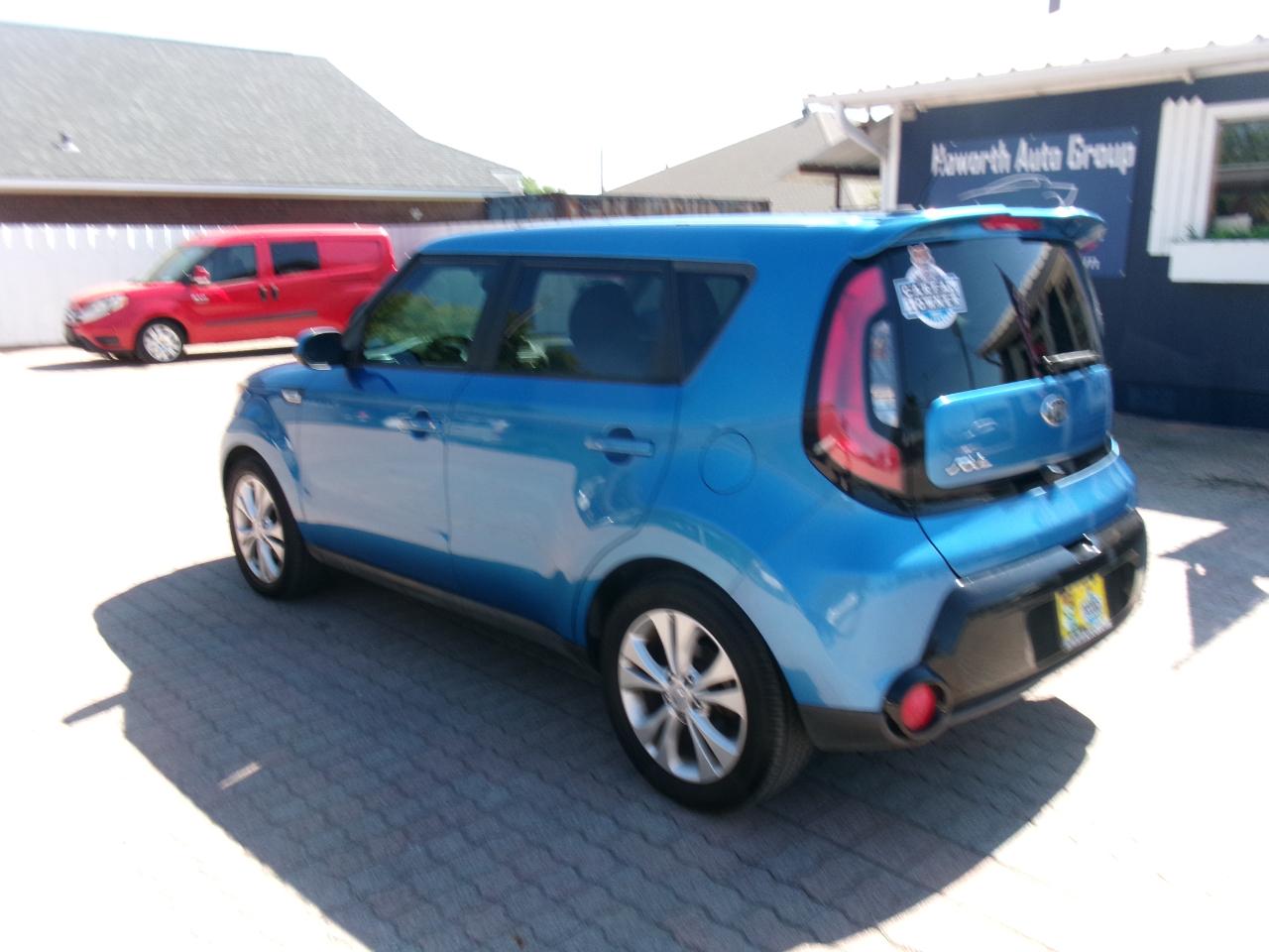 Kia Soul + w/Signature 2.0 Special Edition 2016