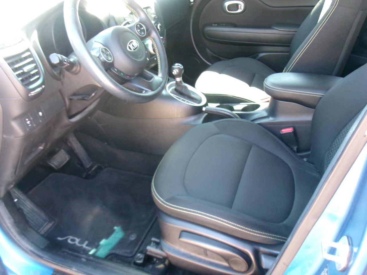 Kia Soul + w/Signature 2.0 Special Edition 2016