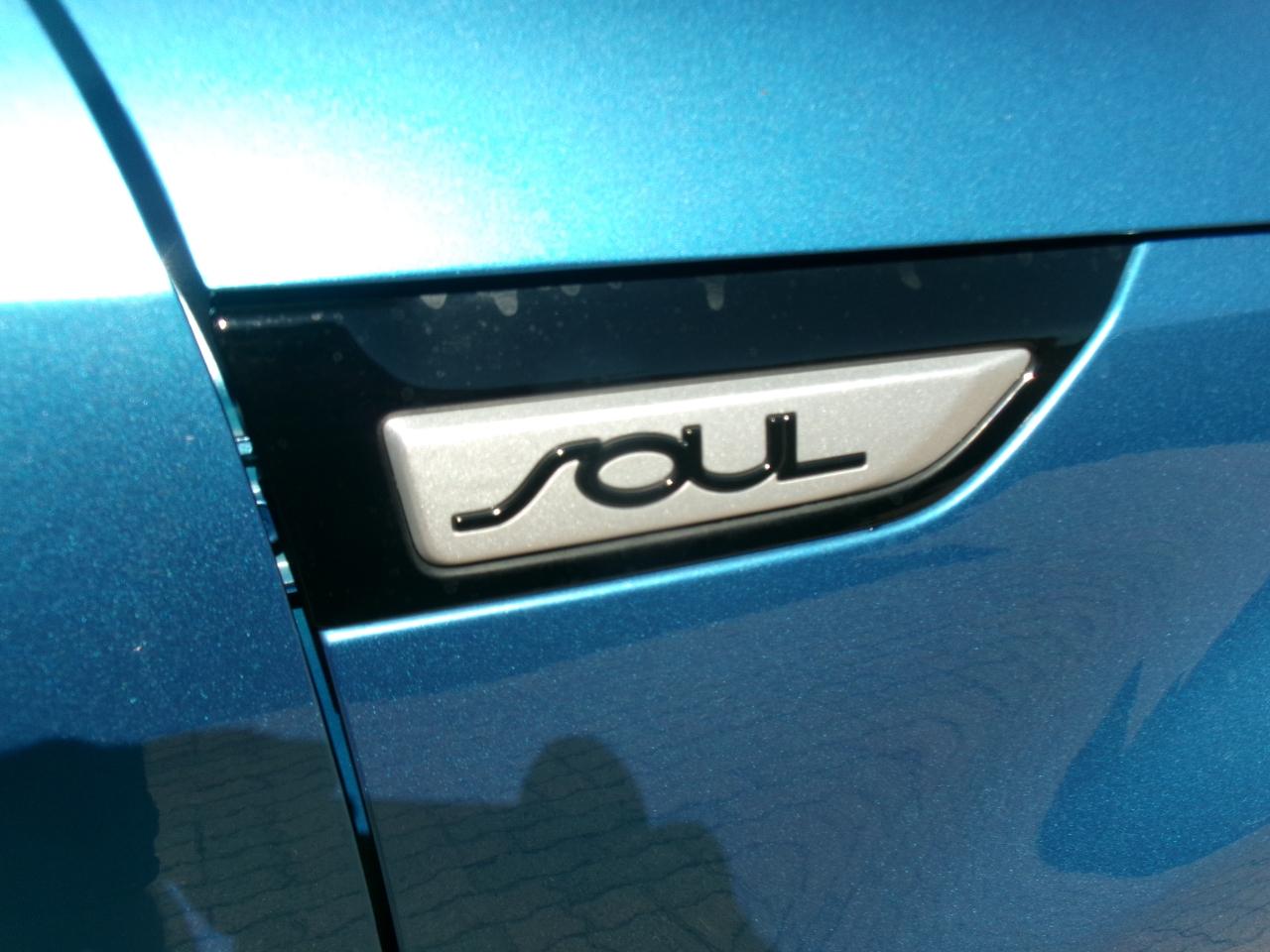 Kia Soul + w/Signature 2.0 Special Edition 2016
