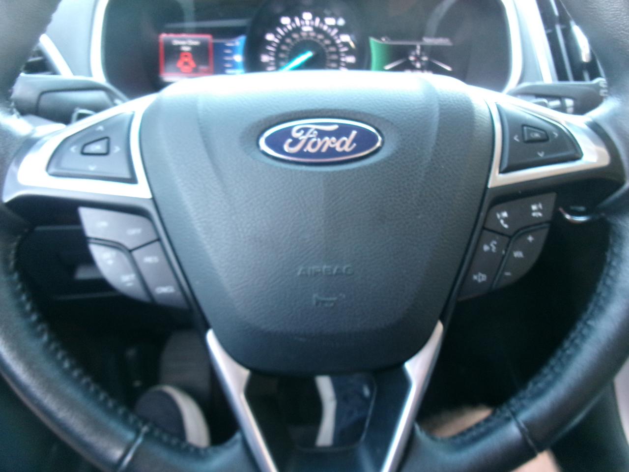Ford Edge SEL FWD 2015