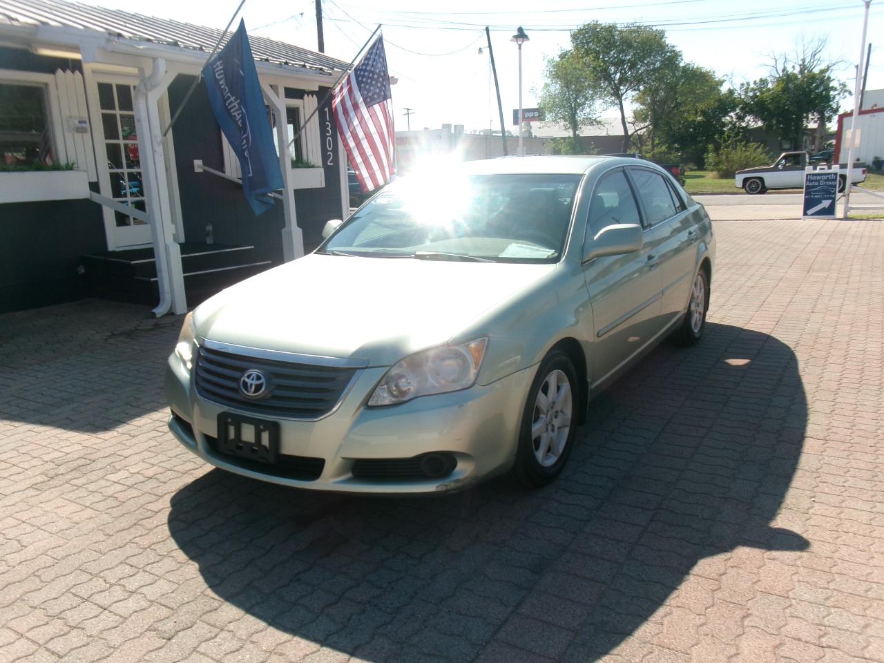 Toyota Avalon Limited 2009