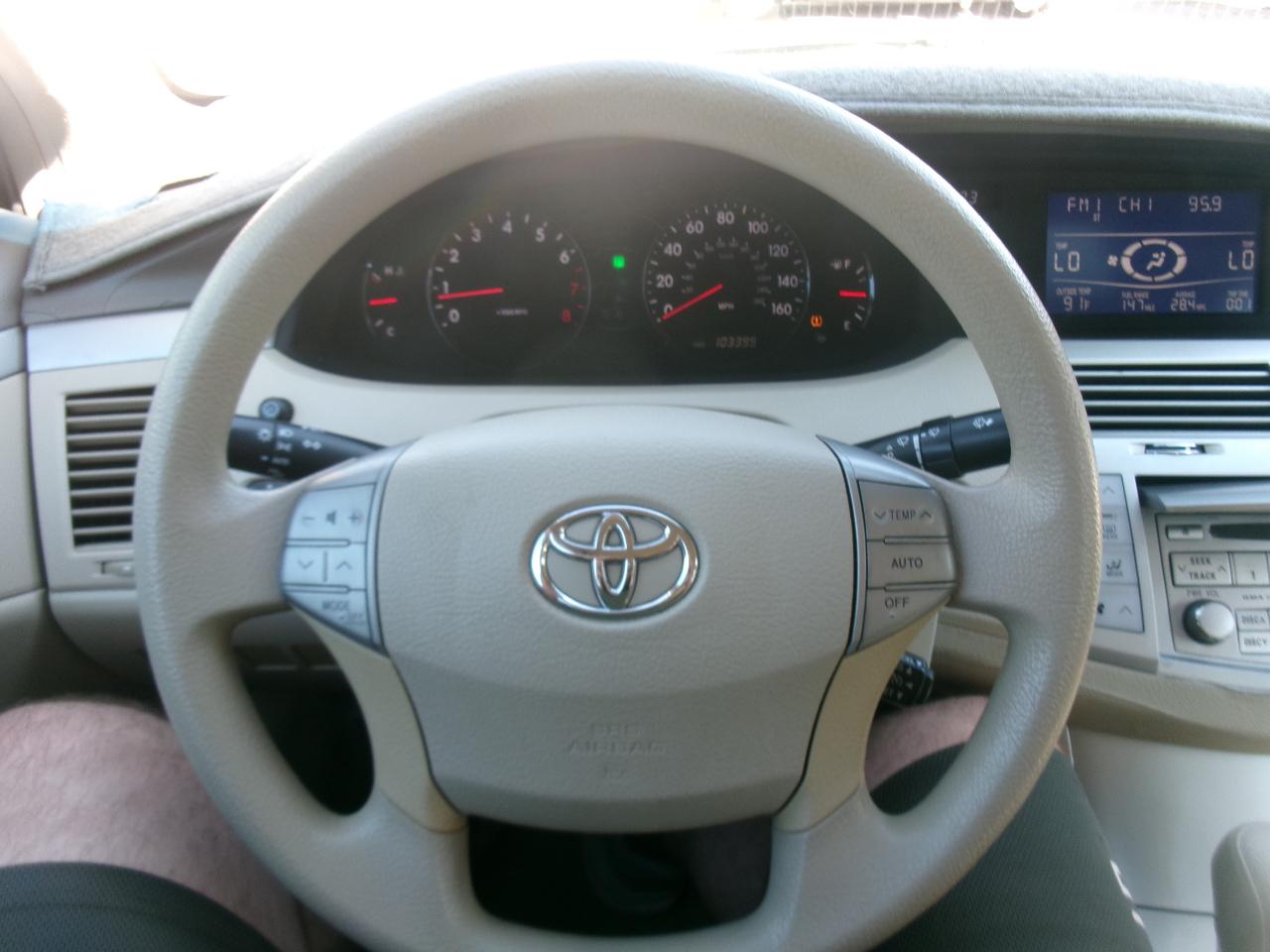 Toyota Avalon Limited 2009