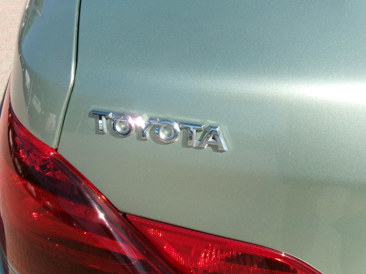 Toyota Avalon Limited 2009