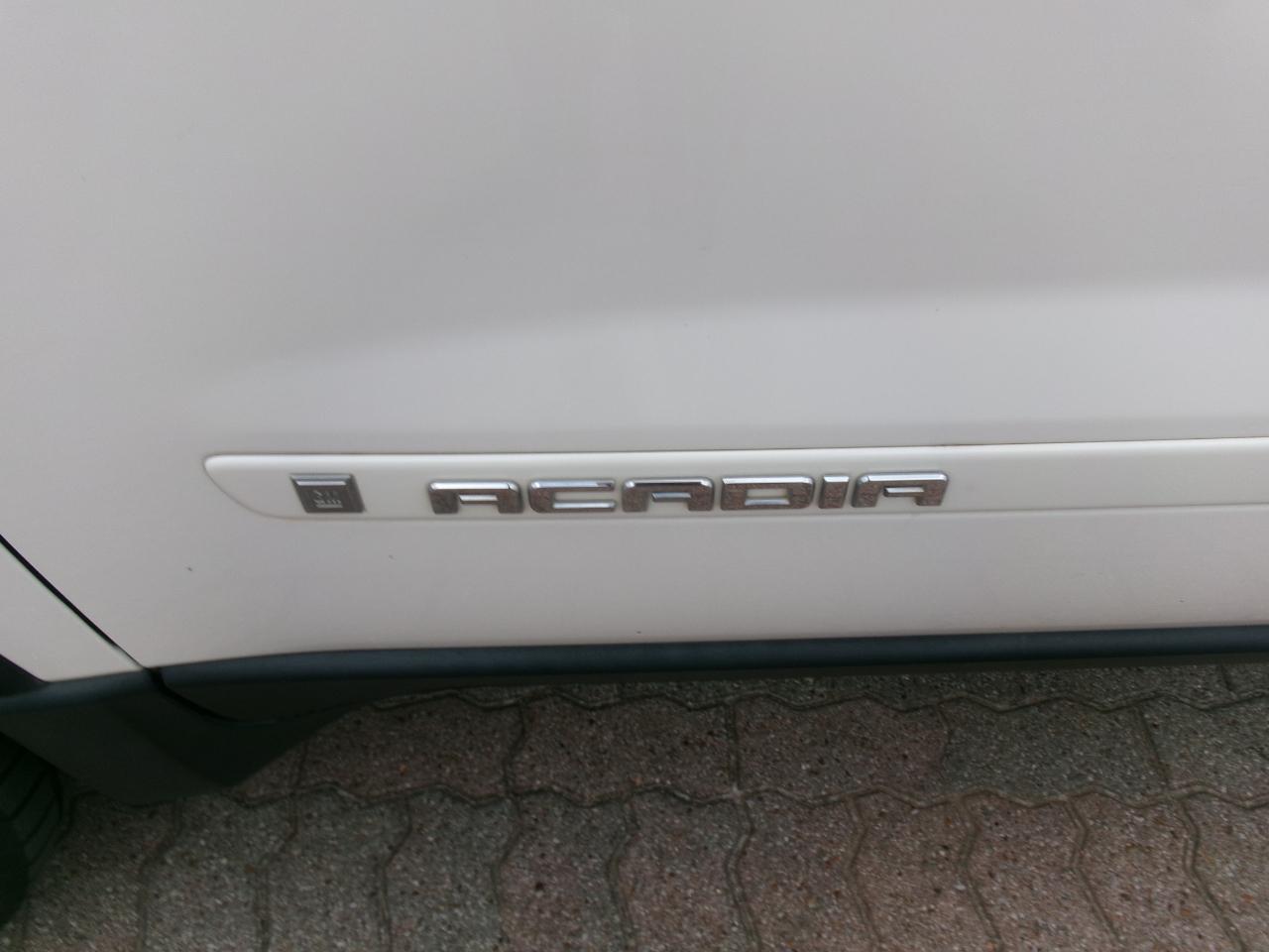 GMC Acadia SLT-1 FWD 2008