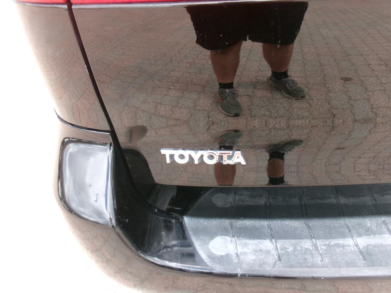 Toyota Sienna LE FWD 8-Passenger Seating 2008