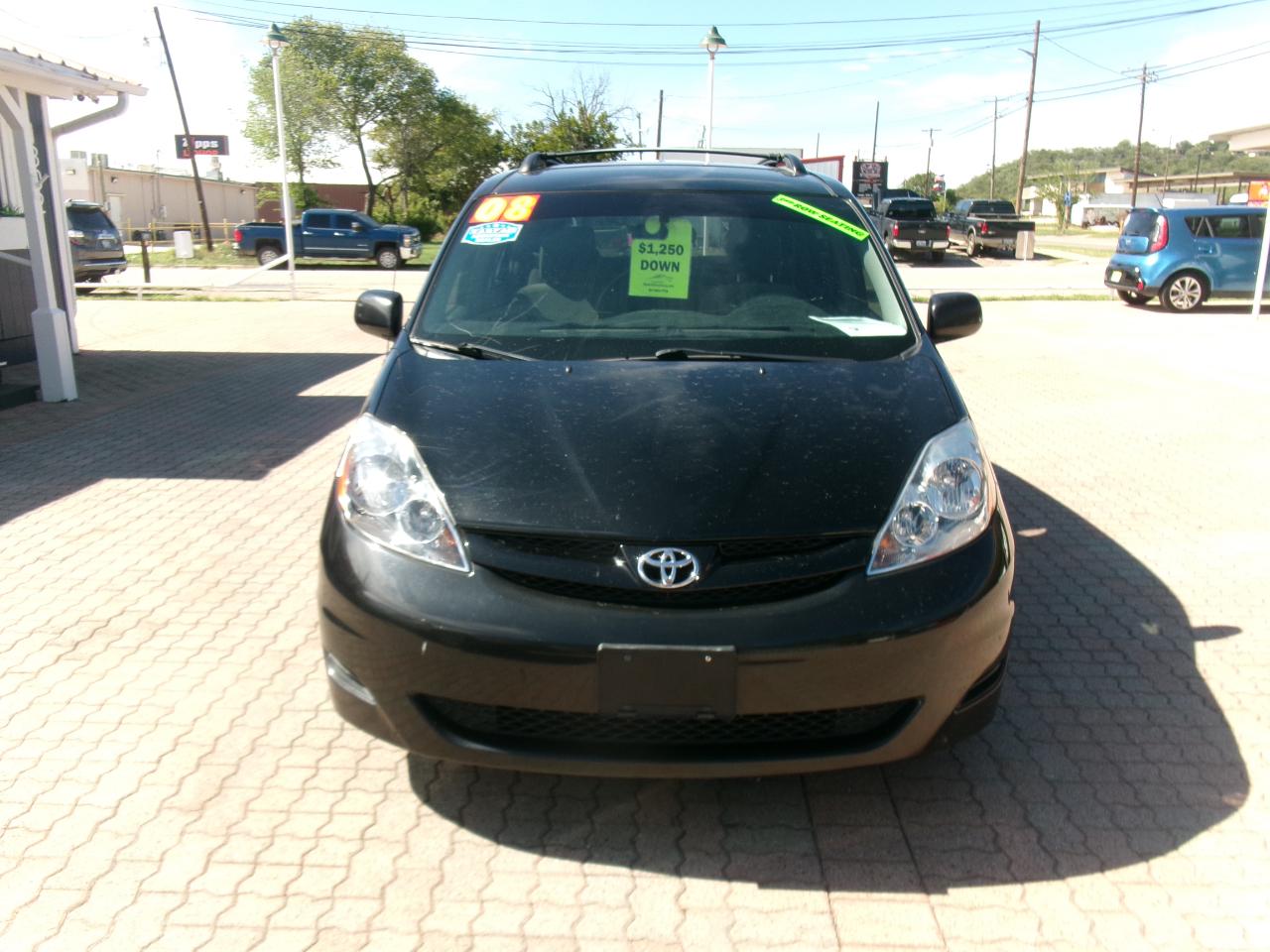 Toyota Sienna LE FWD 8-Passenger Seating 2008