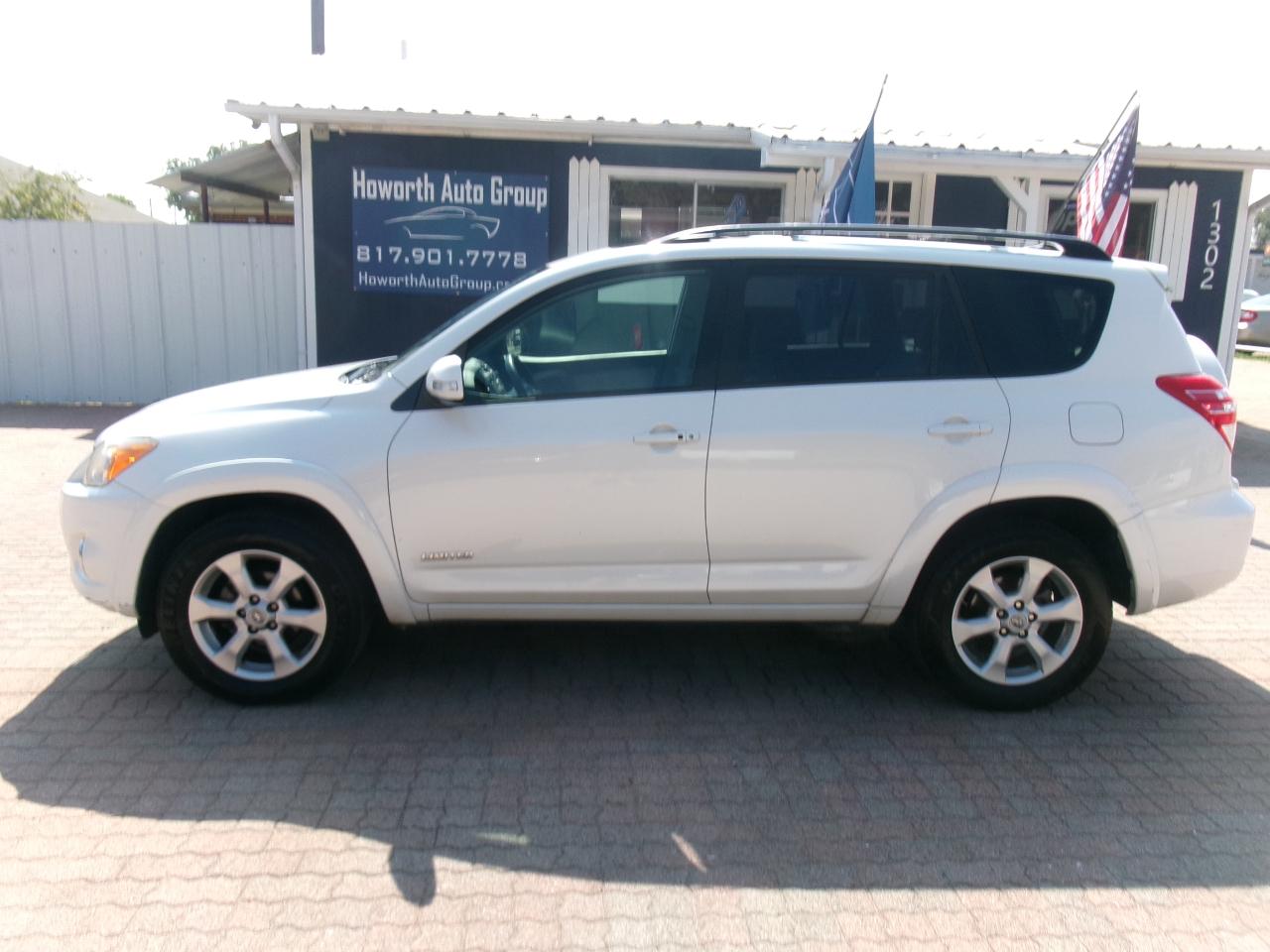 Toyota RAV4 Limited I4 2WD 2010