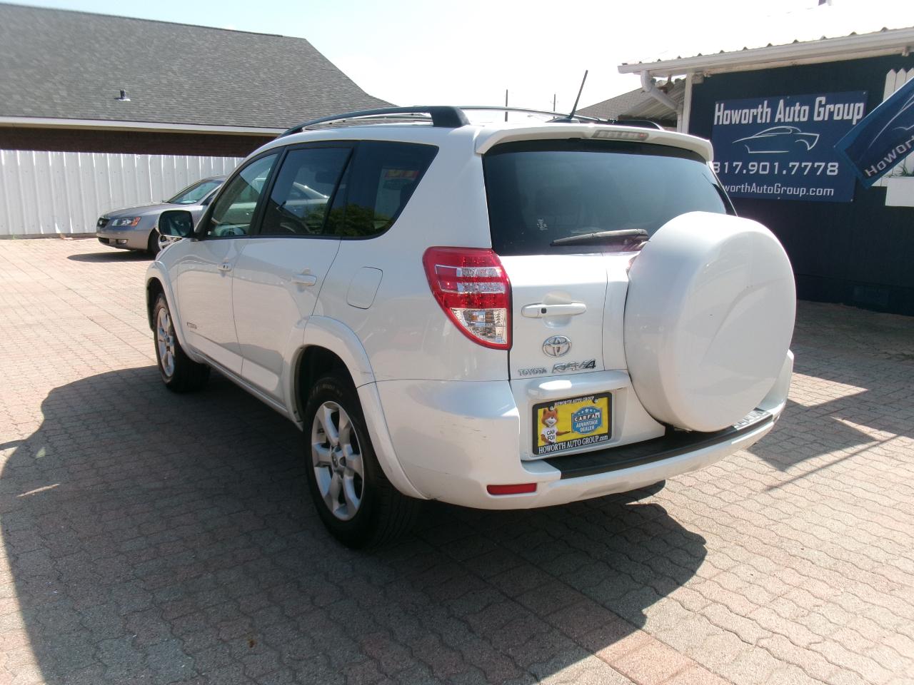 Toyota RAV4 Limited I4 2WD 2010