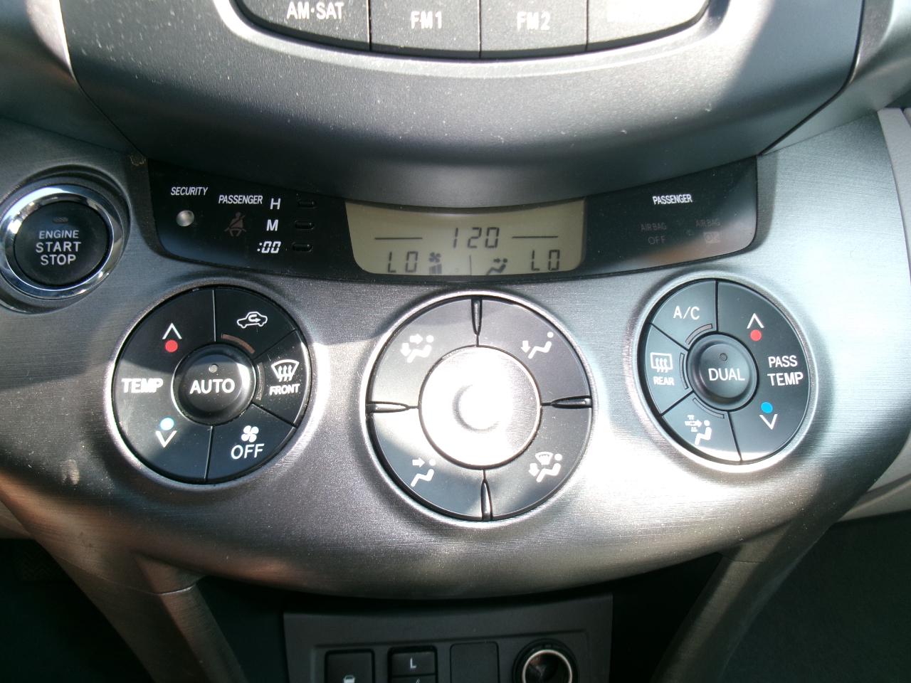 Toyota RAV4 Limited I4 2WD 2010