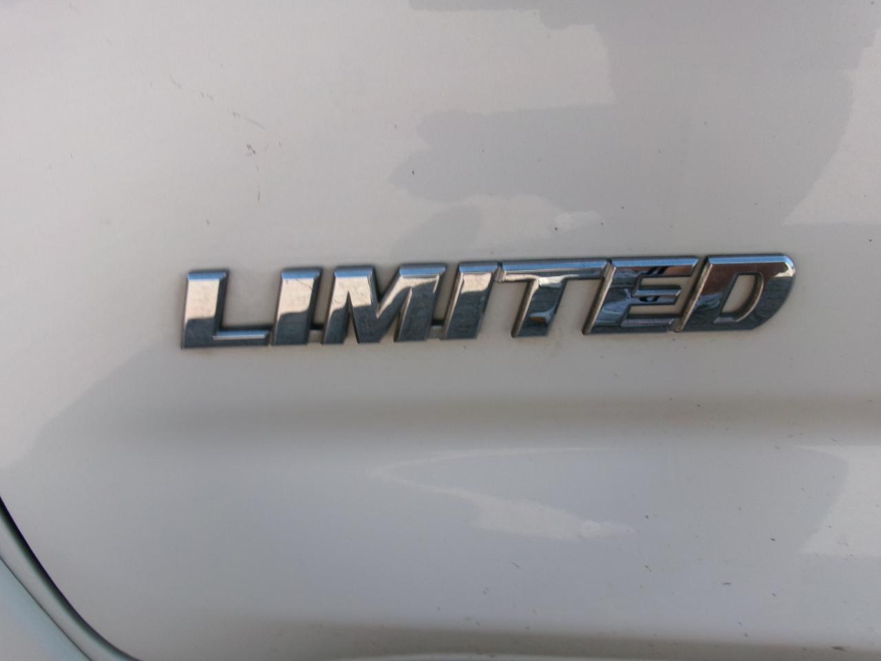 Toyota RAV4 Limited I4 2WD 2010