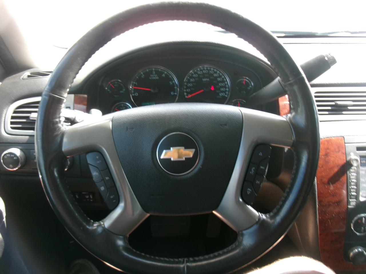 Chevrolet Tahoe LTZ 4WD 2013