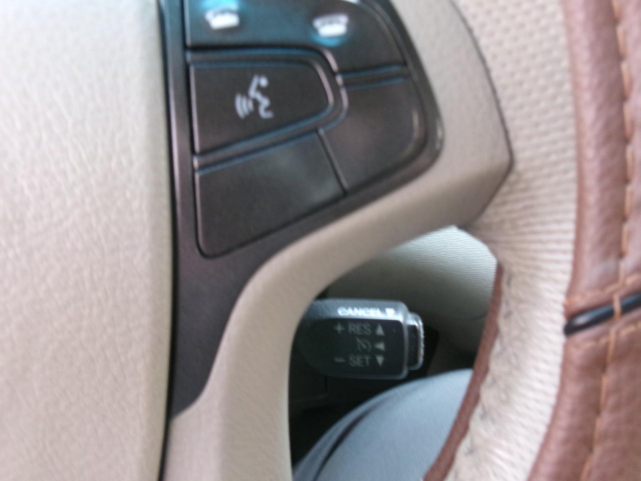 Toyota Sienna XLE FWD 8-Passenger V6 2014