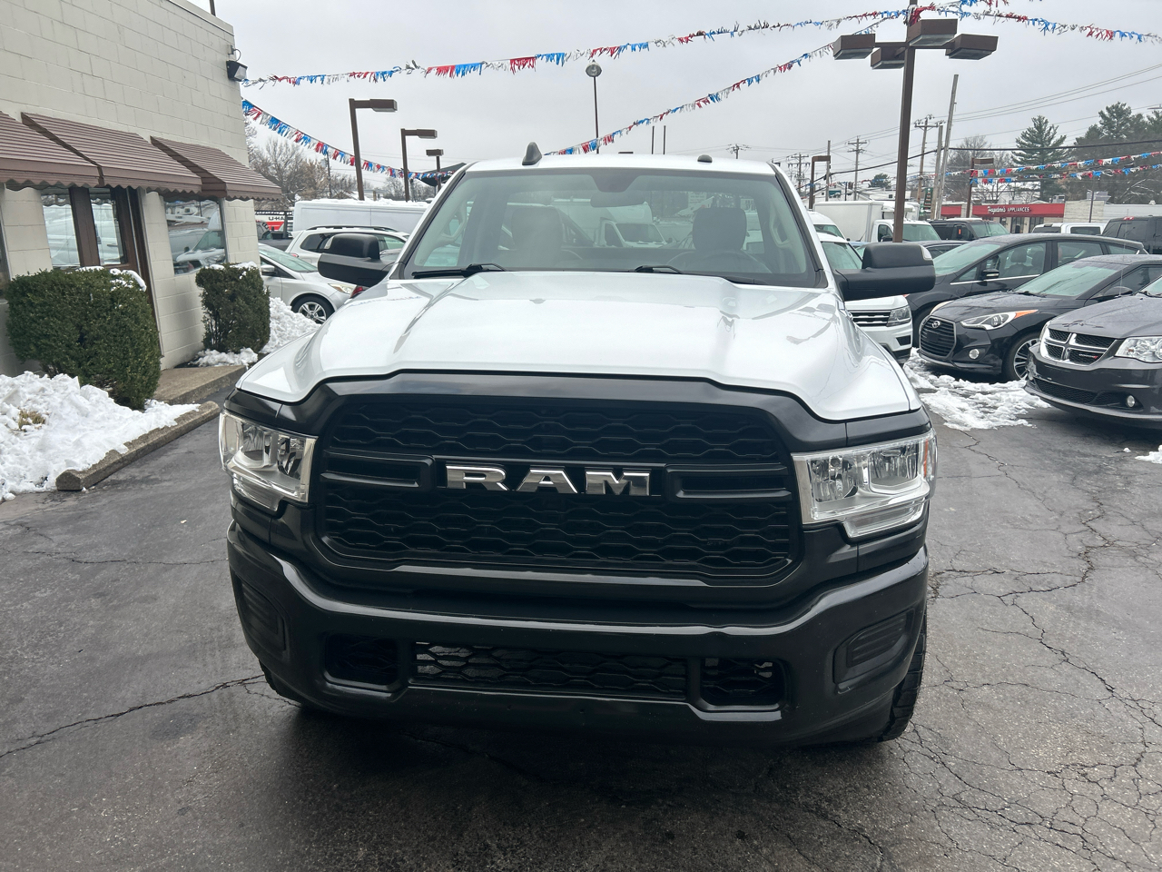 2020 Ram 2500 Tradesman photo 2