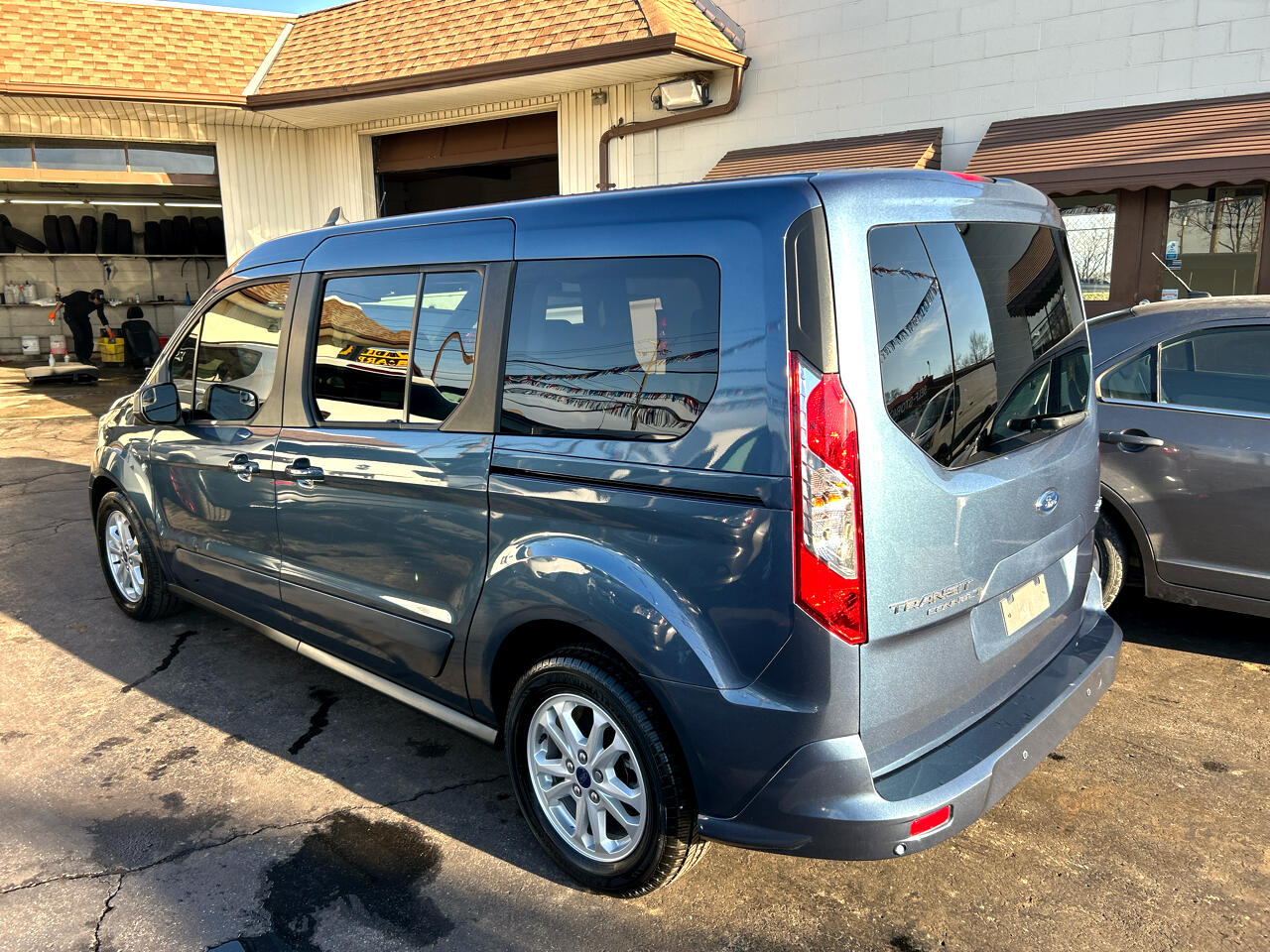 Ford Transit Connect Wagon XLT LWB w/Rear Liftgate 2021