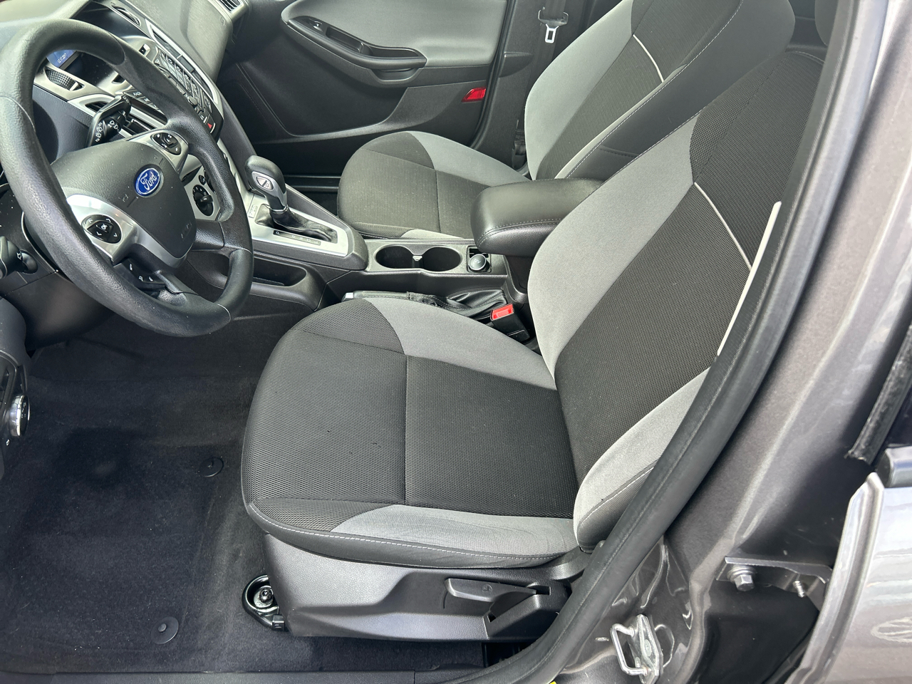 Ford Focus 5dr HB SE 2014