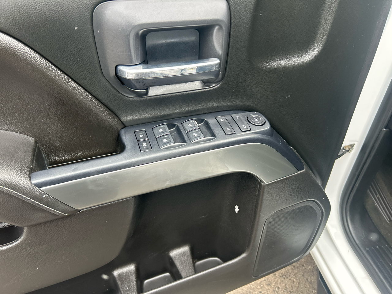 Chevrolet Silverado 1500 4WD Double Cab 143.5" LT w/1LT 2018