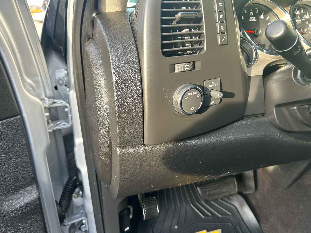 Chevrolet Silverado 1500 2WD Crew Cab 143.5" LT 2013