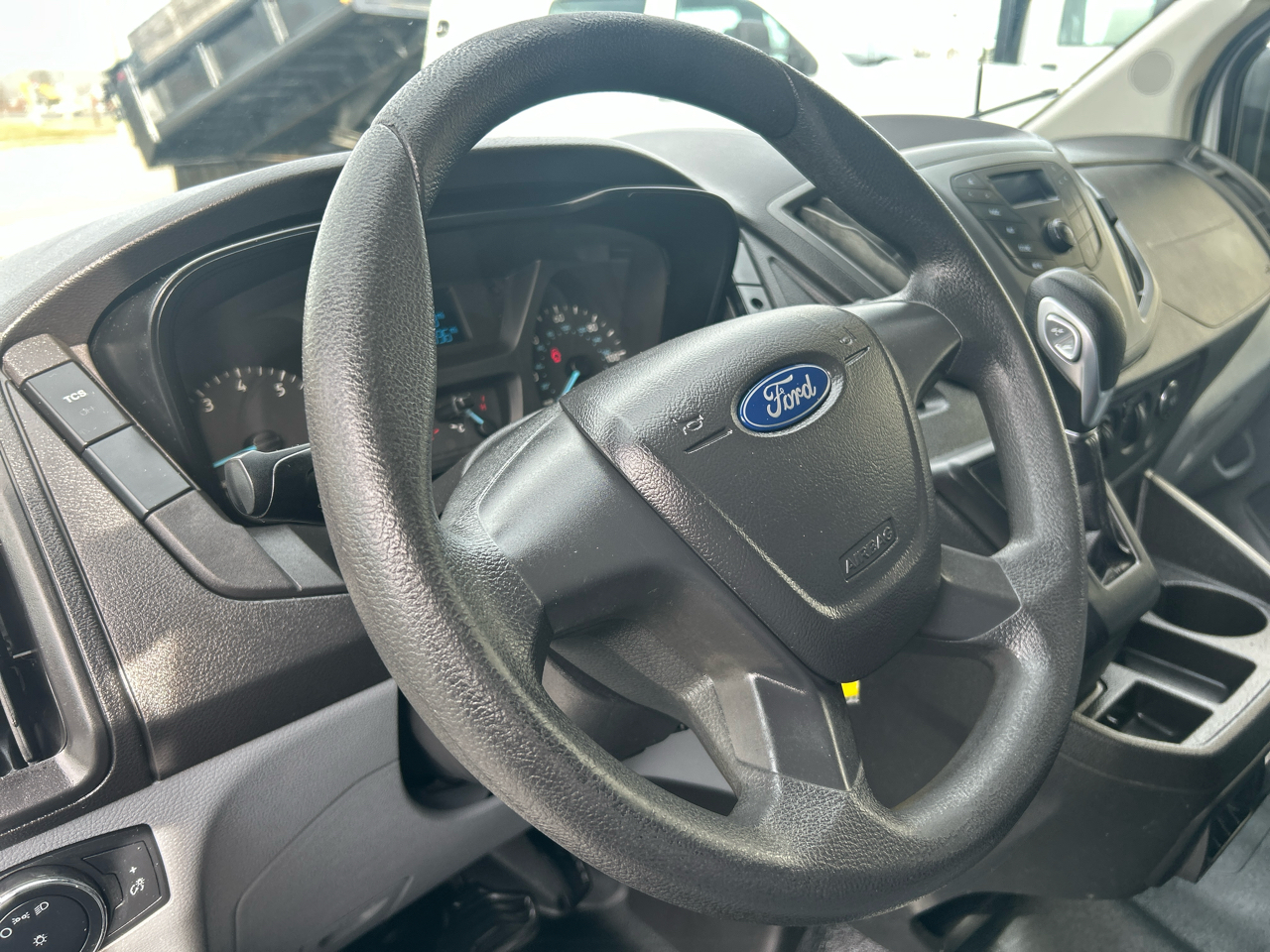 Ford Transit Van T-150 130" Low Rf 8600 GVWR Swing-Out RH Dr 2017