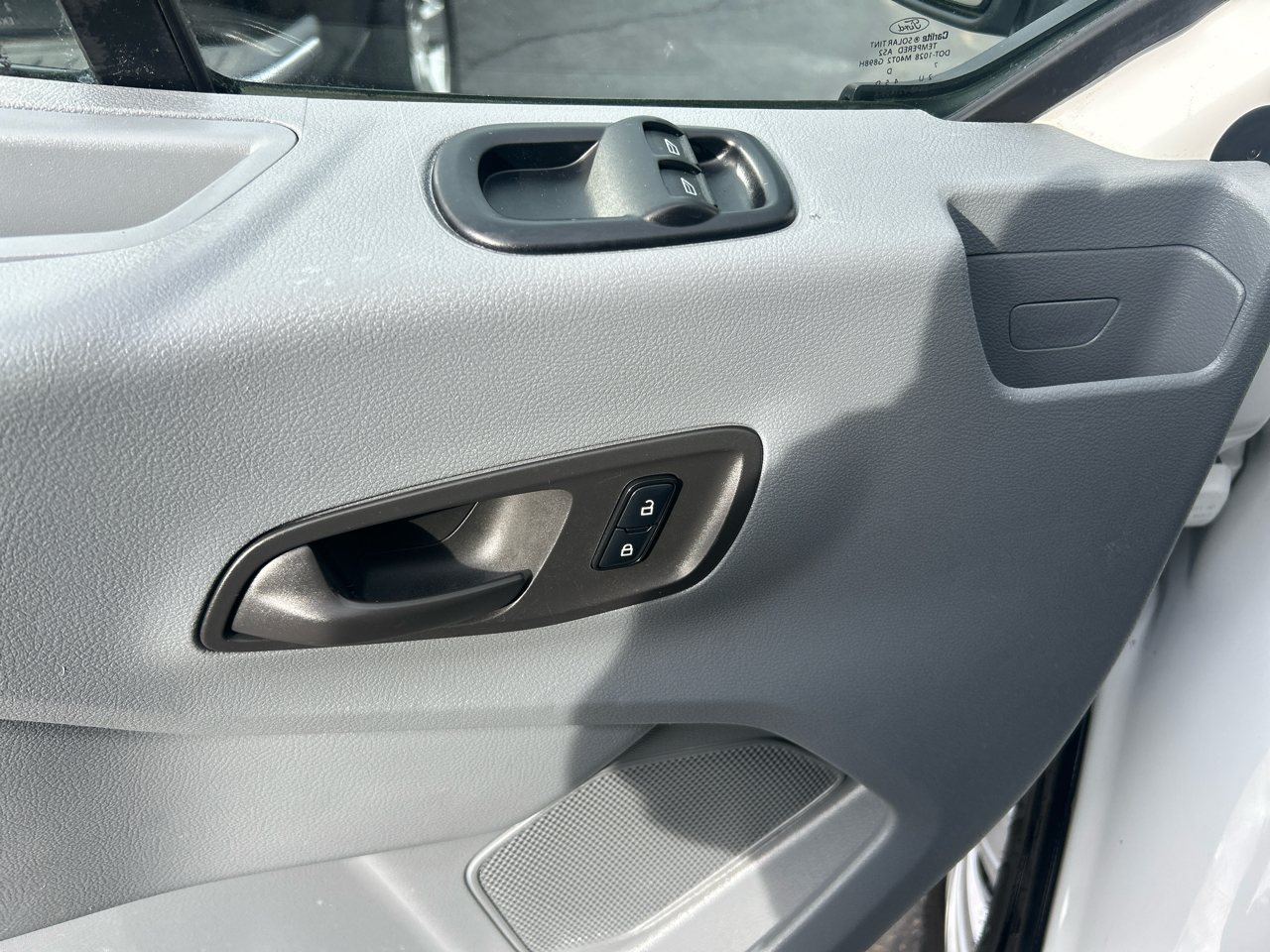 Ford Transit Van T-150 130" Low Rf 8600 GVWR Swing-Out RH Dr 2017