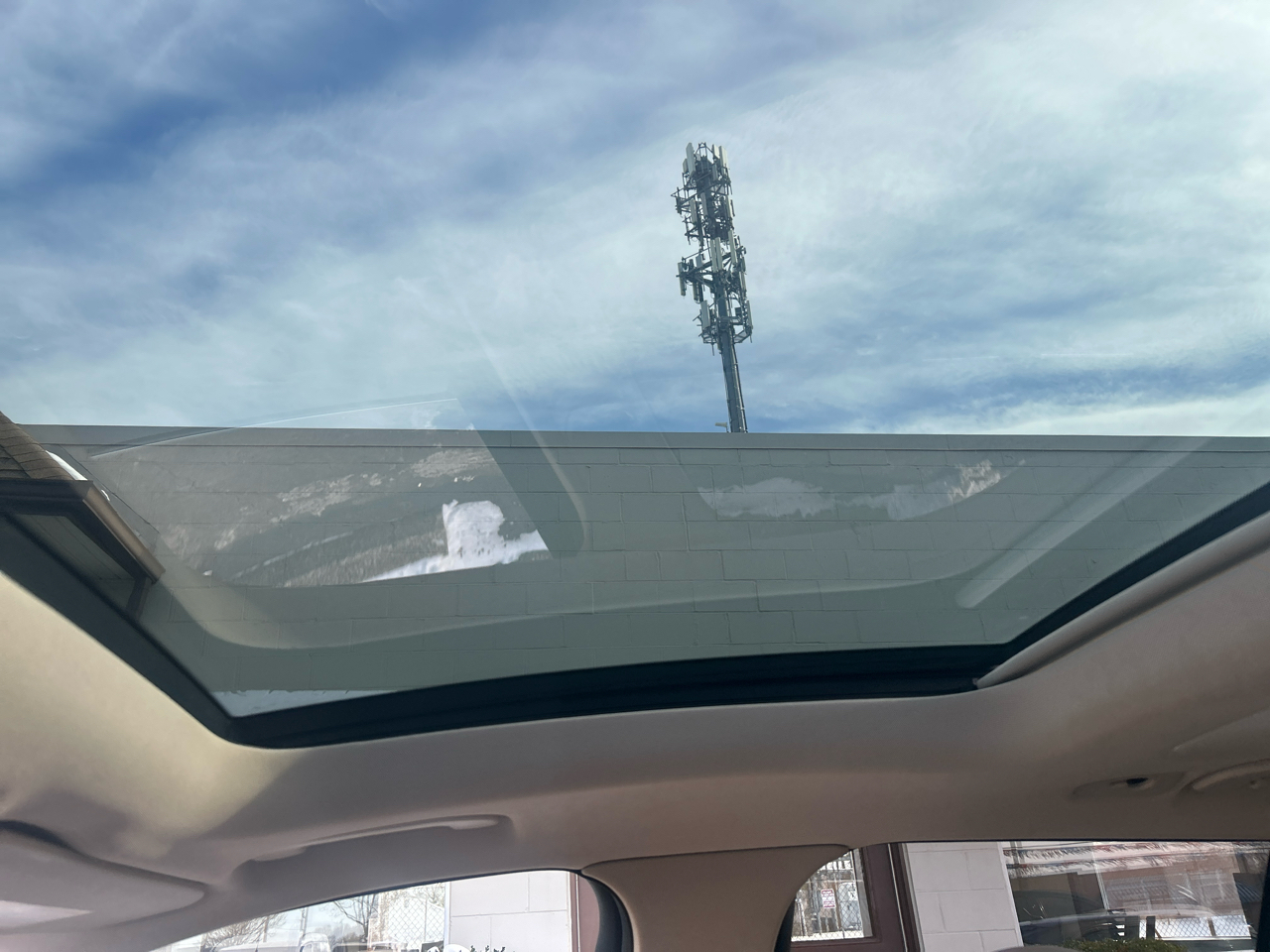 Mercedes-Benz GLC GLC 300 4MATIC SUV 2017