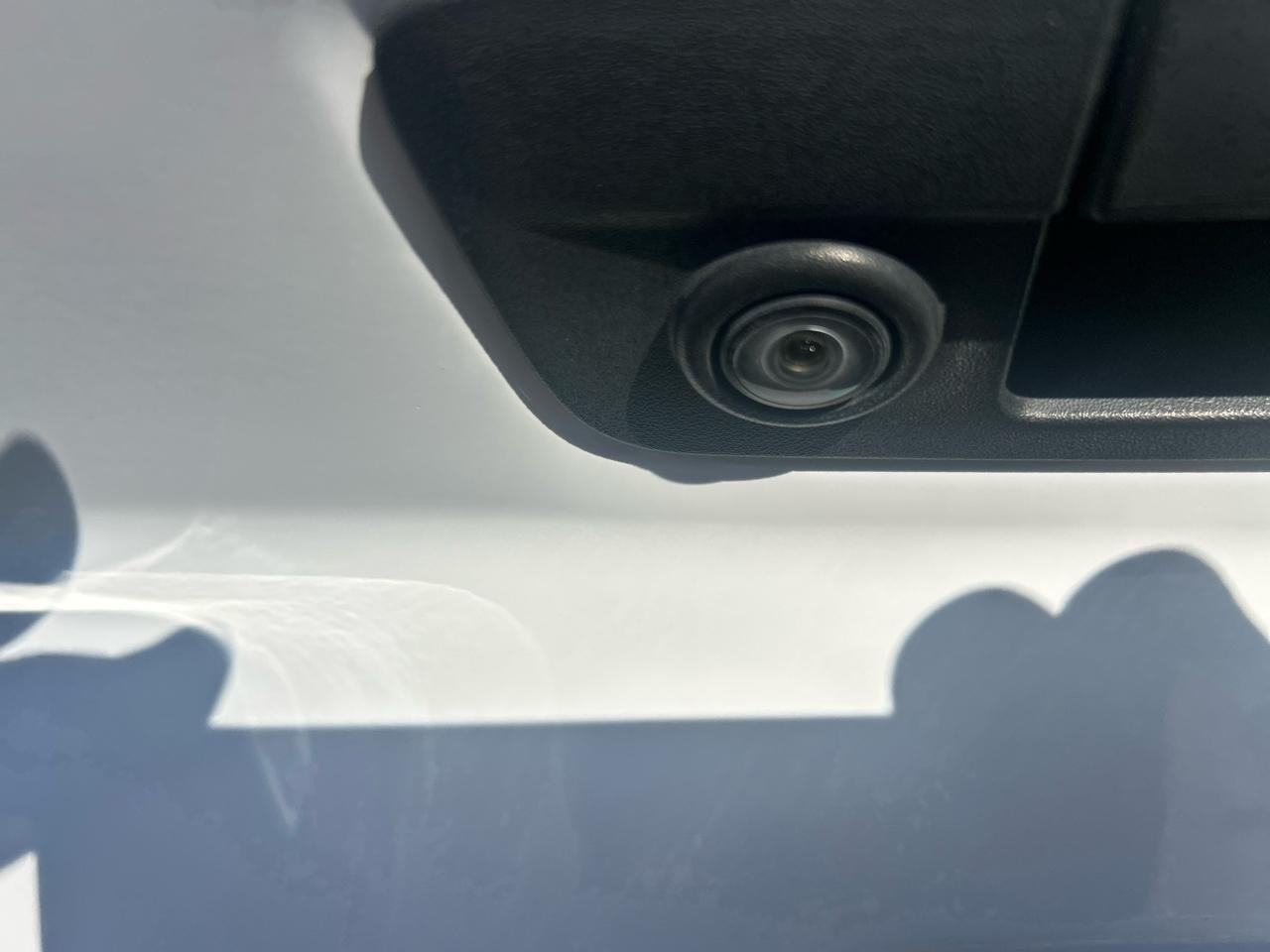 RAM 1500 Big Horn 4x4 Crew Cab 5'7" Box 2017