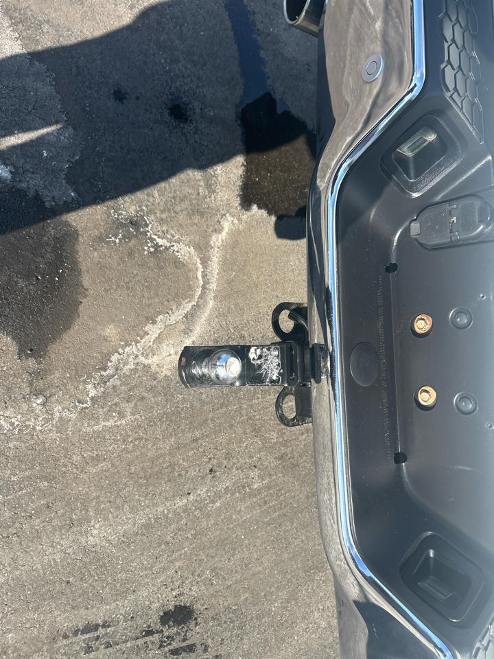 RAM 1500 Big Horn 4x4 Crew Cab 5'7" Box 2017