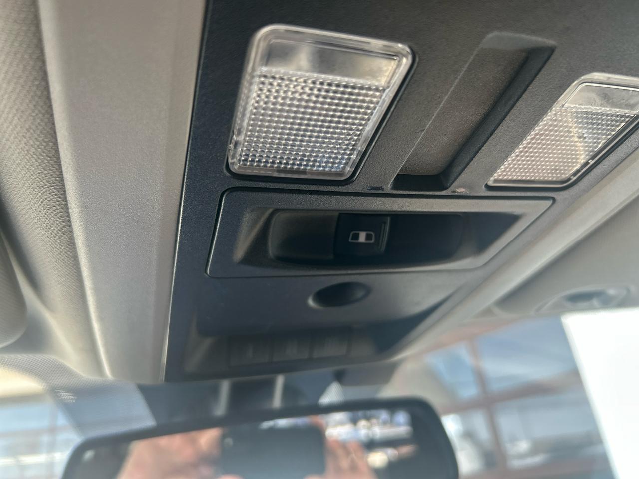 RAM 1500 Big Horn 4x4 Crew Cab 5'7" Box 2017