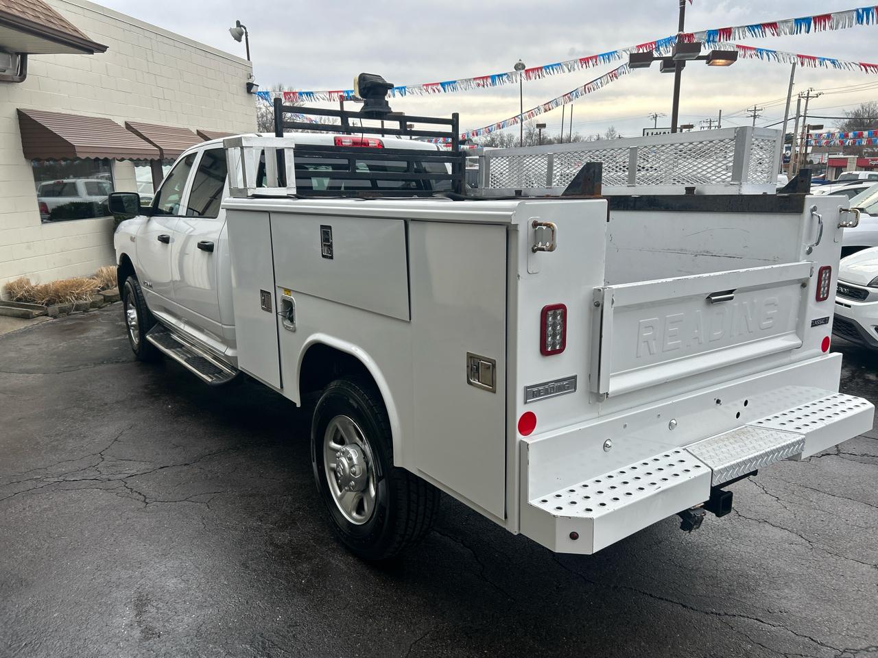 RAM 2500 Tradesman 4x4 Crew Cab 8' Box 2020