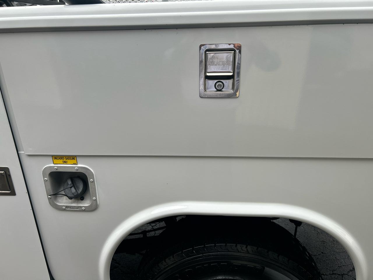 RAM 2500 Tradesman 4x4 Crew Cab 8' Box 2020