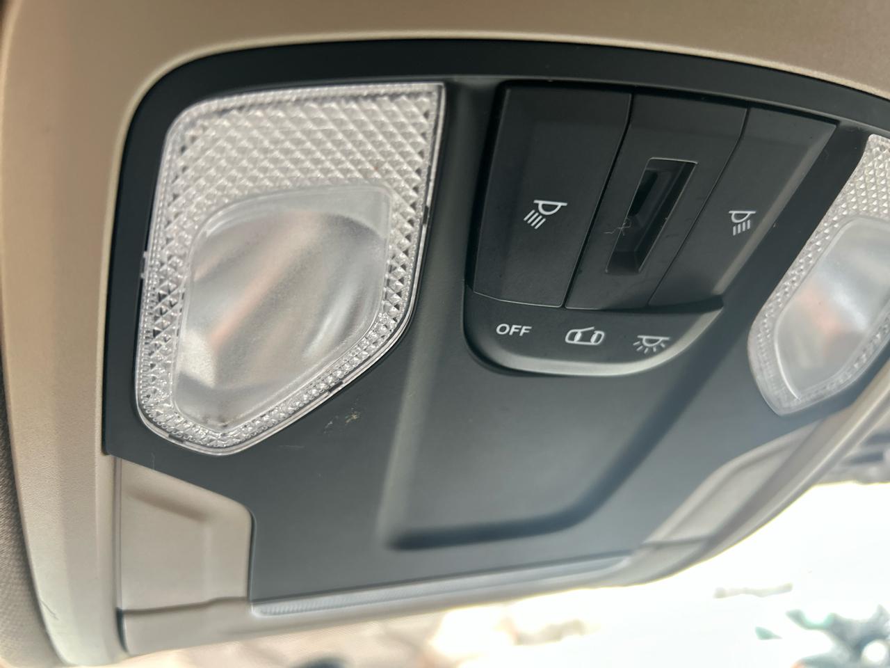 RAM 2500 Tradesman 4x4 Crew Cab 8' Box 2020