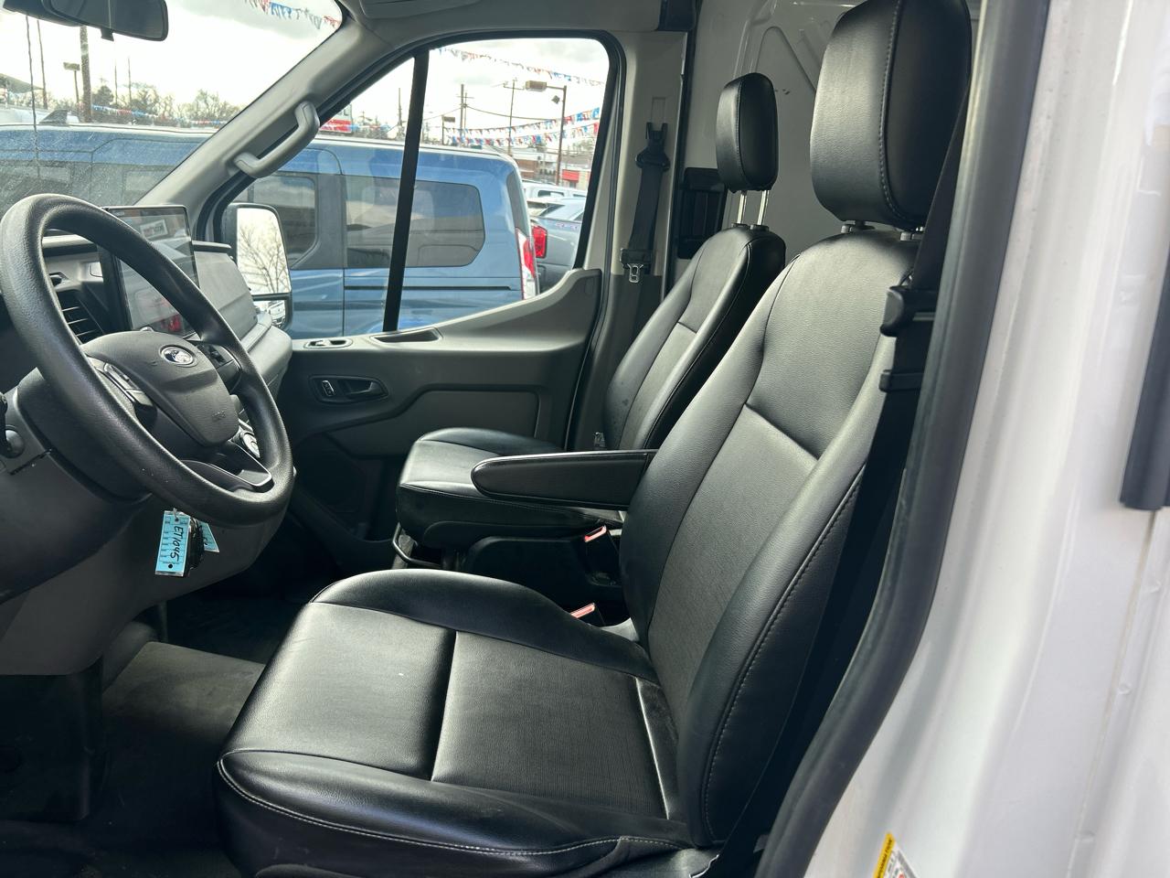 Ford E-Transit Cargo Van T-350 148" EL Hi Rf 9500 GVWR RWD 2022