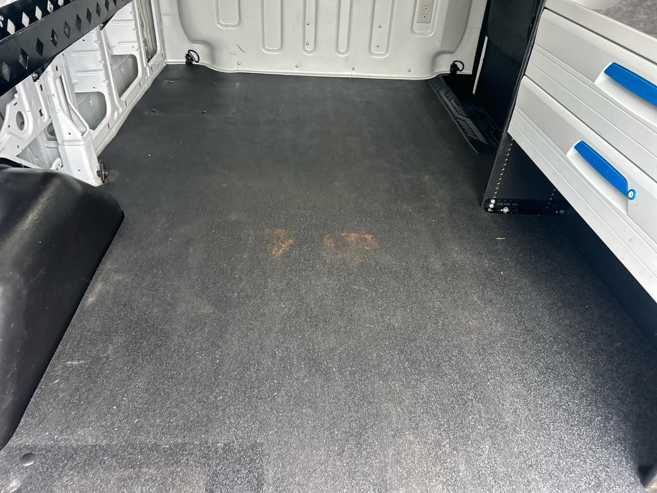 Ford Transit Van T-150 130" Low Rf 8600 GVWR Swing-Out RH Dr 2018