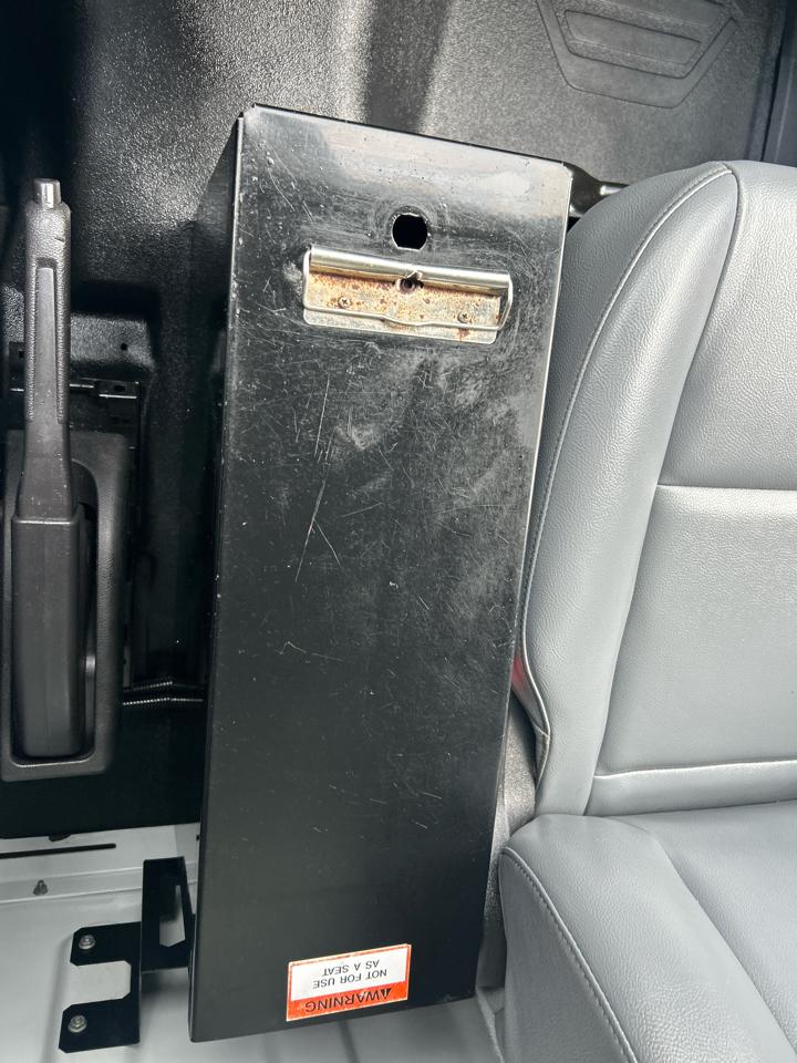 Ford Transit Van T-150 130" Low Rf 8600 GVWR Swing-Out RH Dr 2018