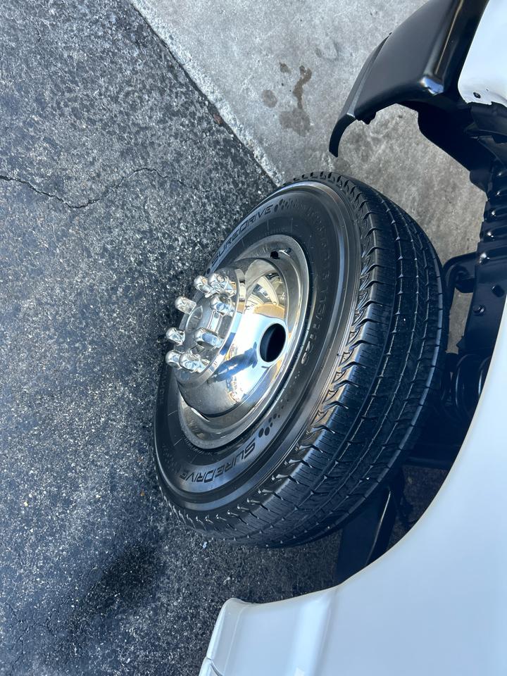 Ford Econoline Commercial Cutaway E-350 Super Duty 138" DRW 2016