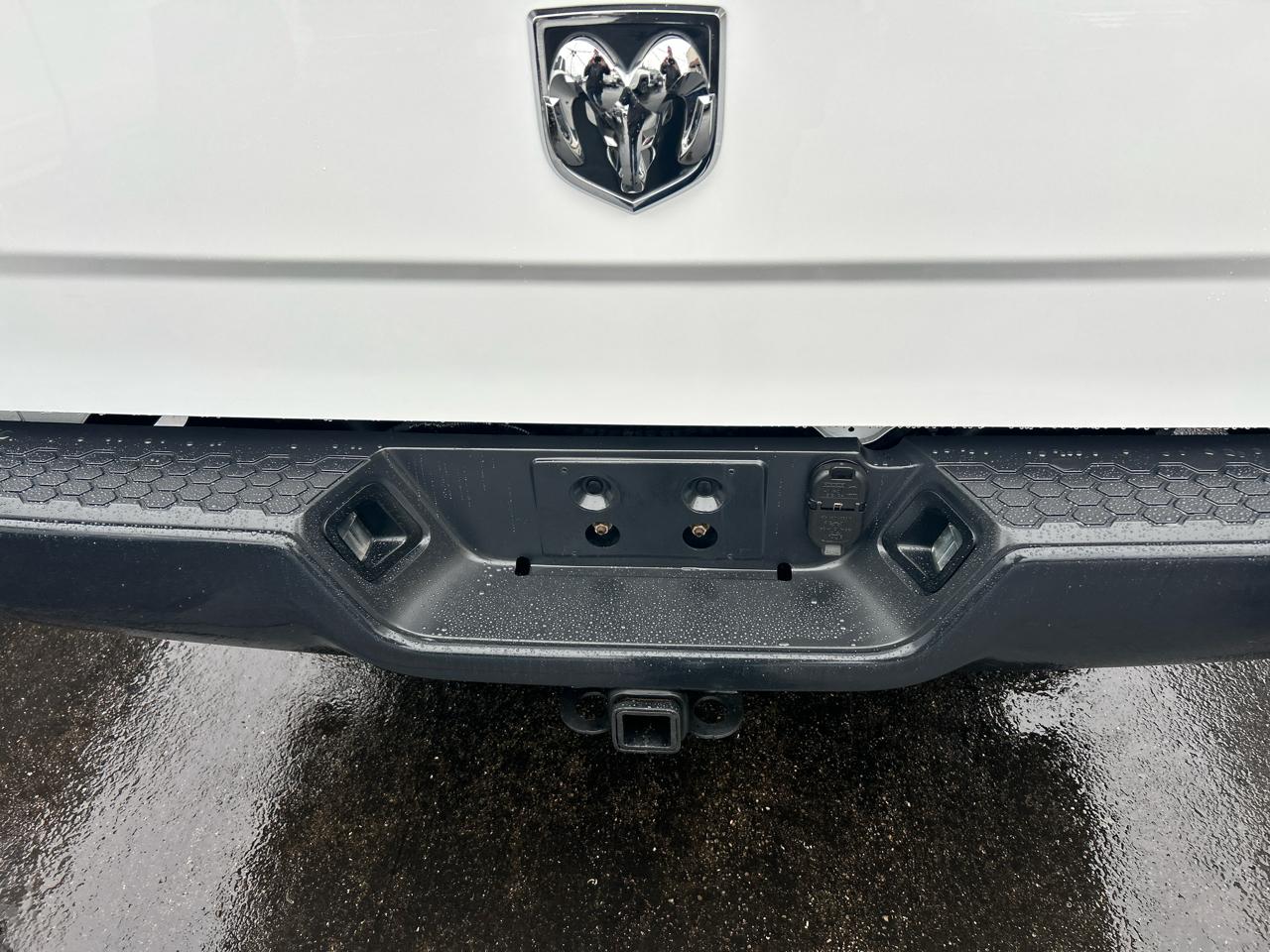 RAM 2500 2WD Reg Cab 140.5" Tradesman 2014