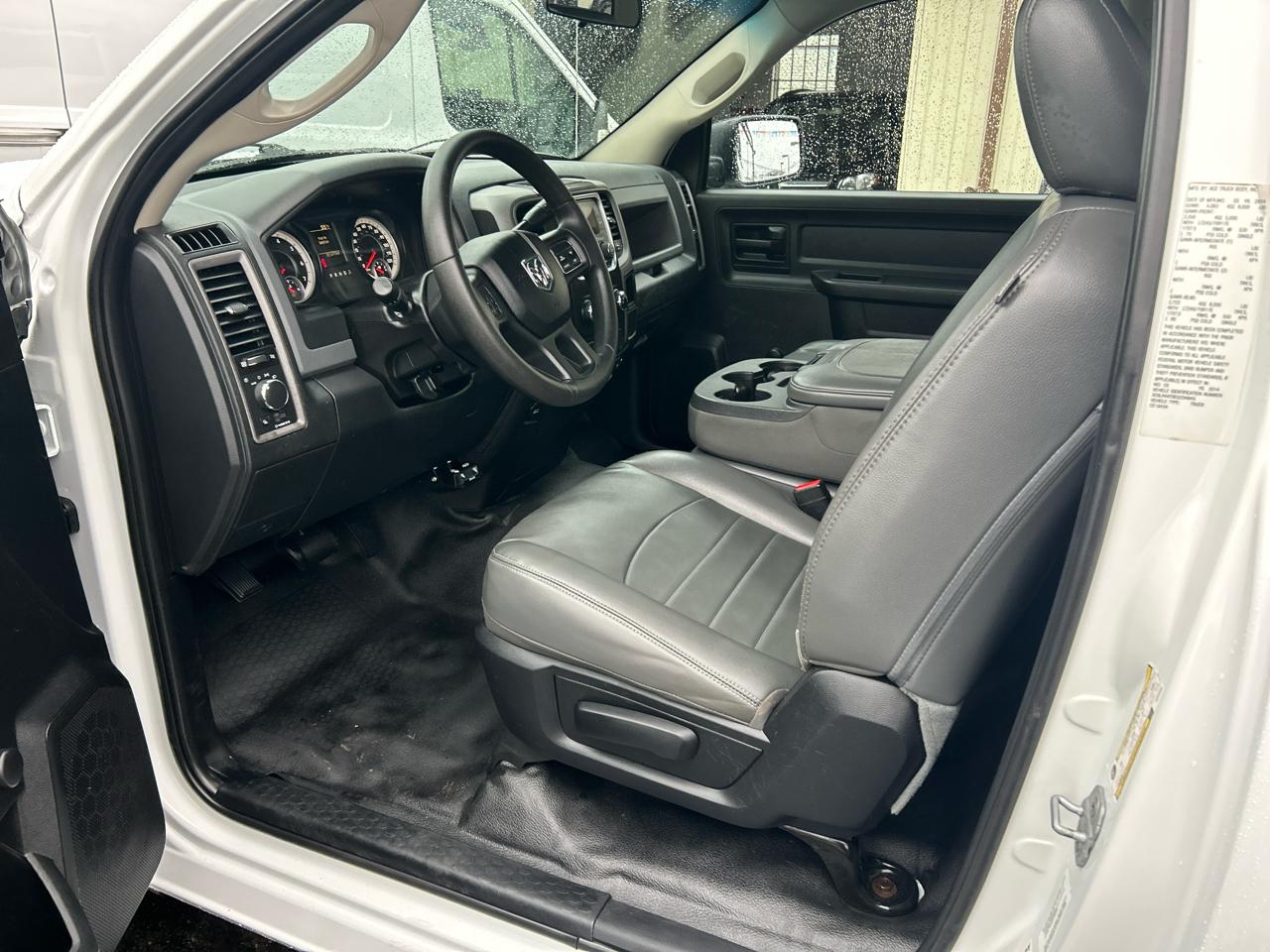 RAM 2500 2WD Reg Cab 140.5" Tradesman 2014