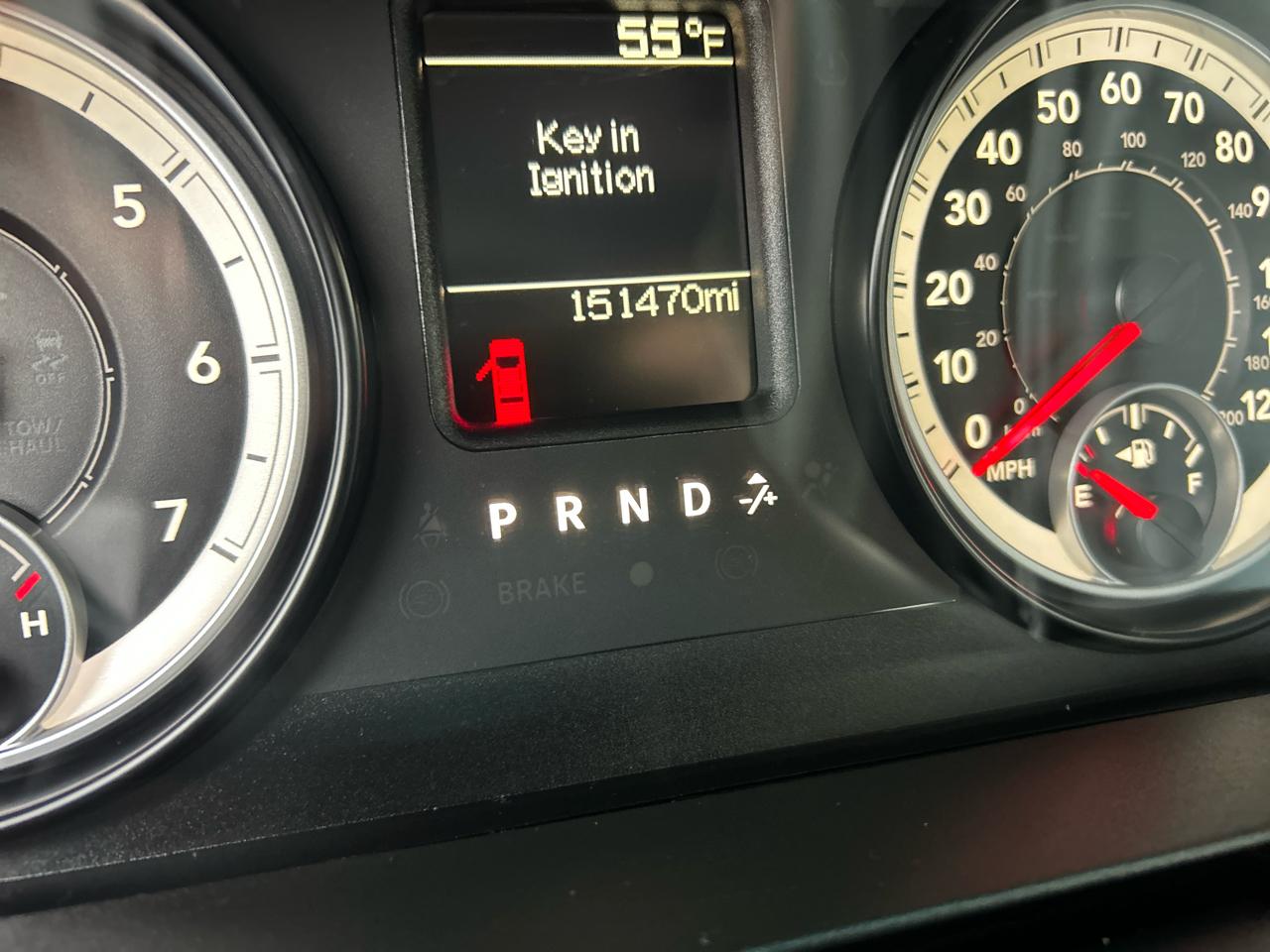 RAM 2500 2WD Reg Cab 140.5" Tradesman 2014