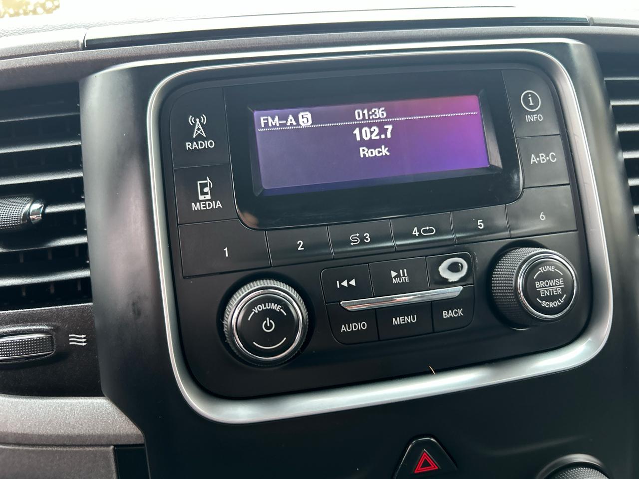 RAM 2500 2WD Reg Cab 140.5" Tradesman 2014