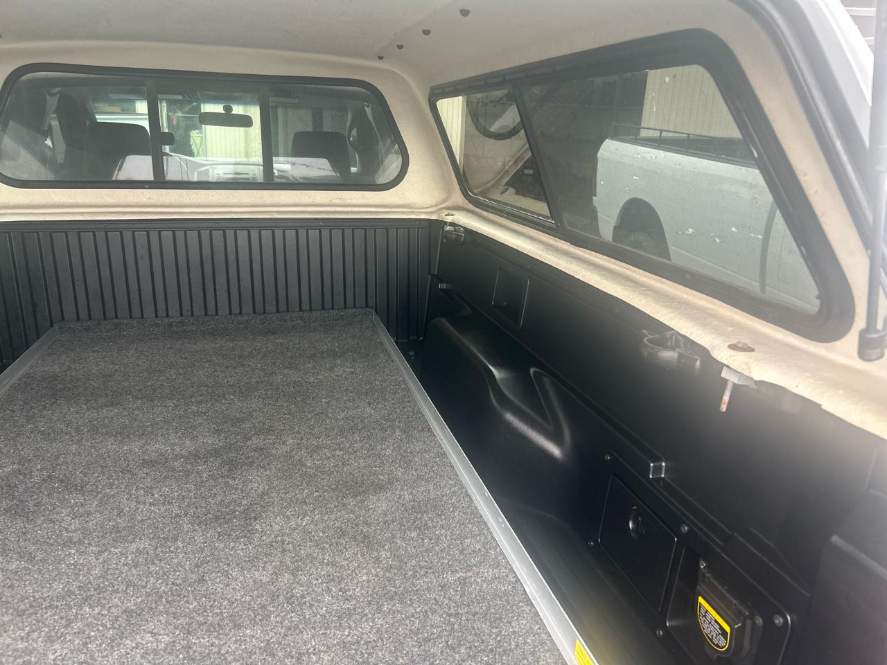 Toyota Tacoma 4WD Access V6 MT (Natl) 2008