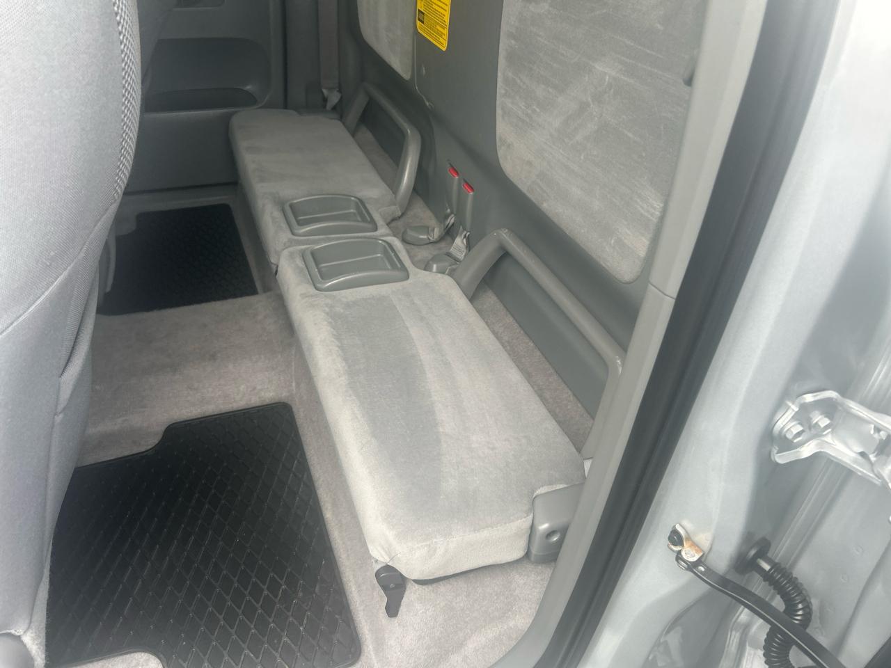 Toyota Tacoma 4WD Access V6 MT (Natl) 2008