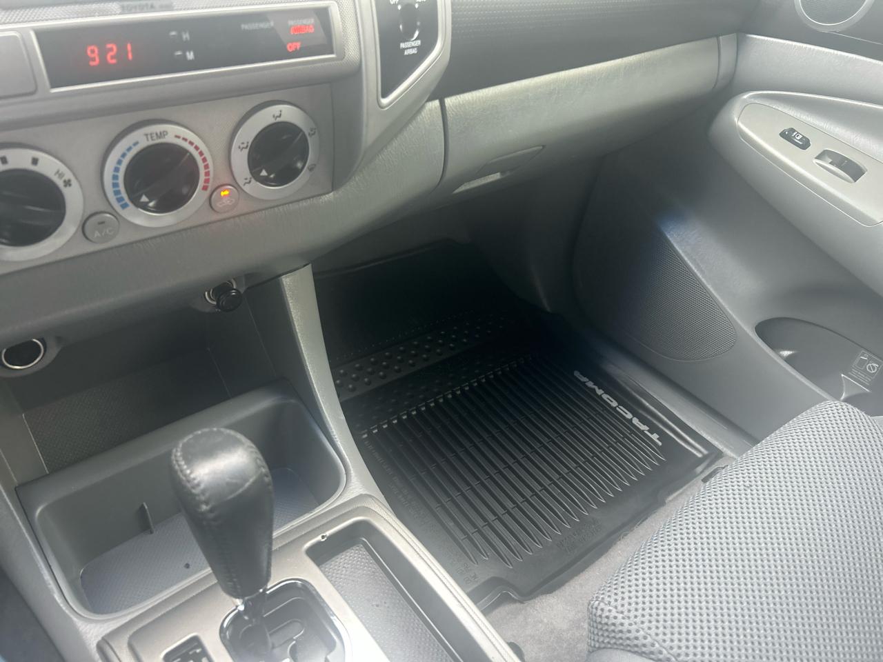 Toyota Tacoma 4WD Access V6 MT (Natl) 2008