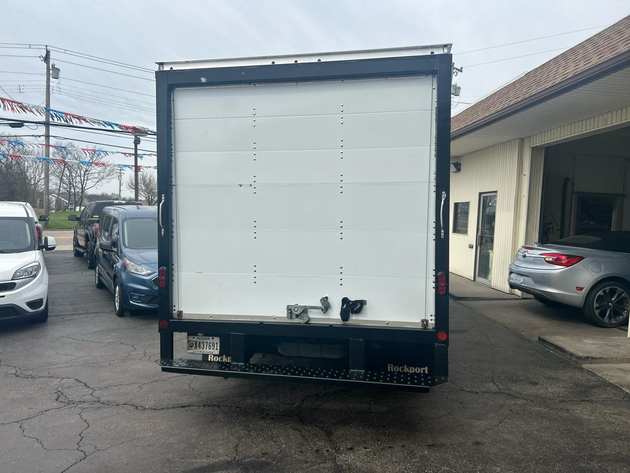 Ford E-Series Cutaway E-350 SRW 138" WB 2019