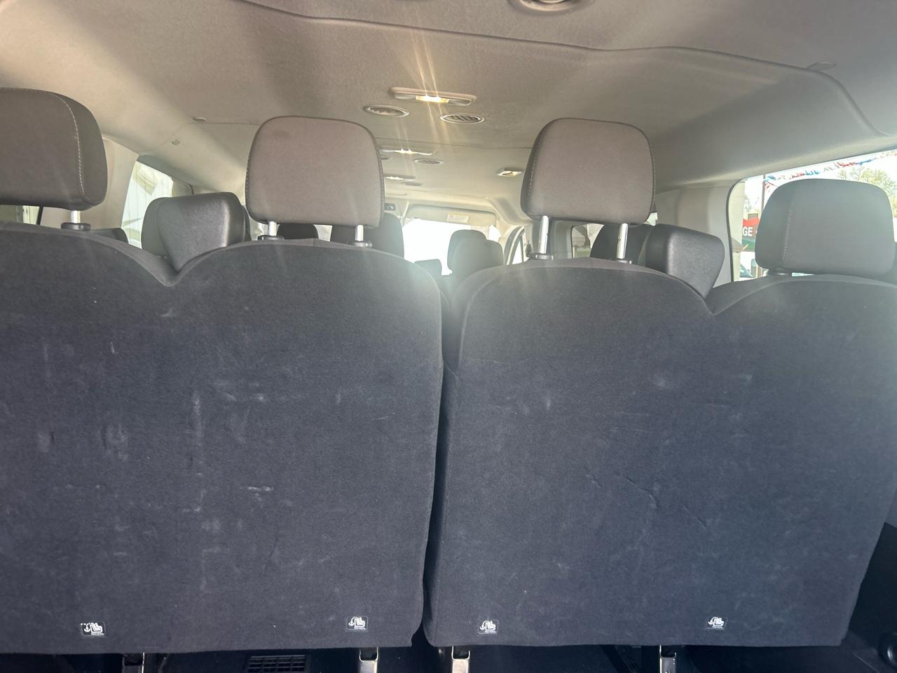 Ford Transit Passenger Wagon T-350 148" Low Roof XLT RWD 2023