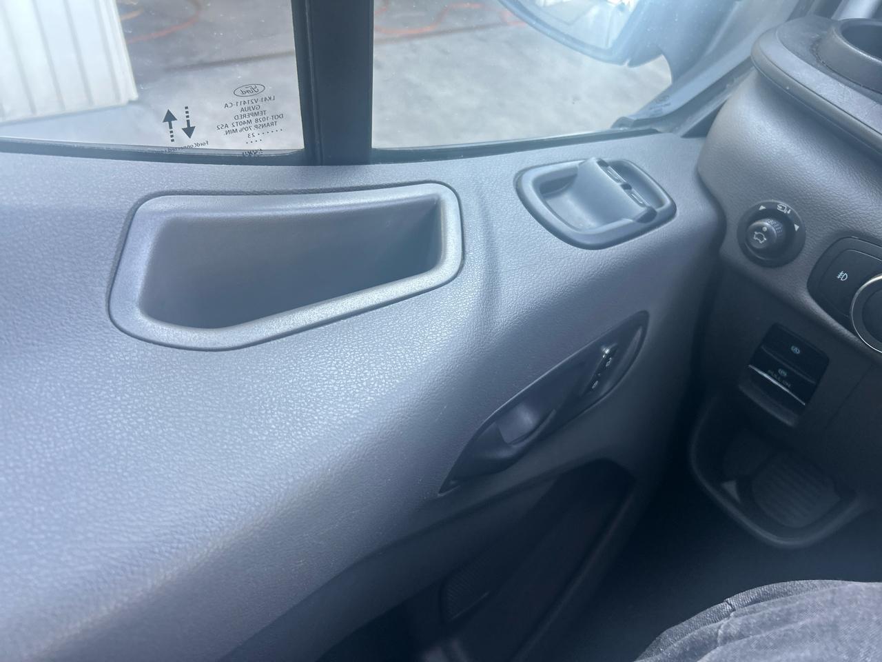 Ford Transit Passenger Wagon T-350 148" Low Roof XLT RWD 2023